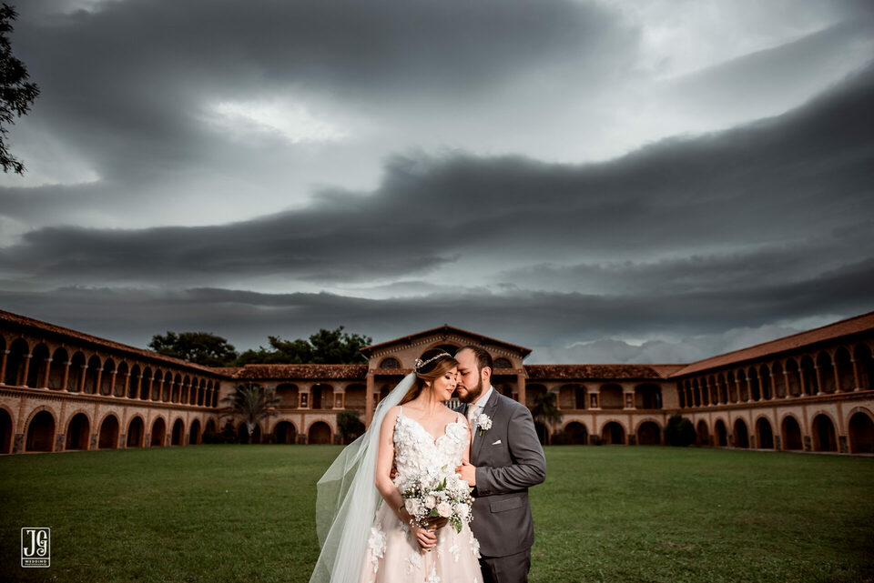 WEDDING WEDDING